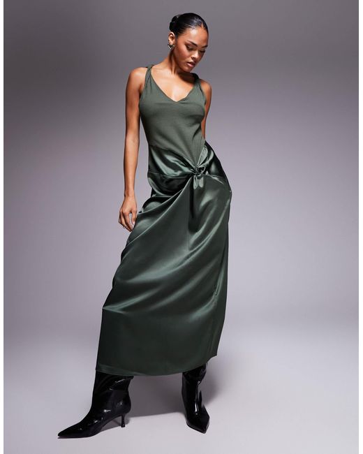 ASOS Gray – geripptes midikleid