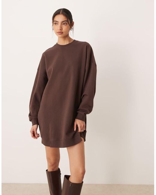 Circular Design di ASOS in Natural
