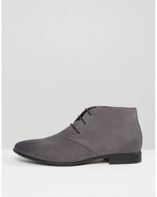 gray chukka boots