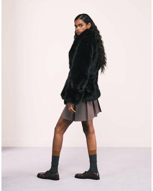 ASOS Black – kunstpelz-mantel