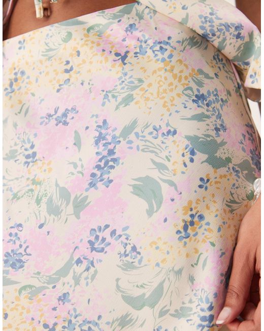 Y.A.S Natural – midirock aus satin mit wiesenblumenmuster, kombiteil