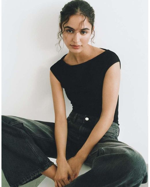 Pull&Bear Black Short Sleeve Bodysuit