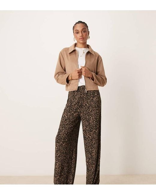Pantaloni A Fondo Ampio Testurizzati Con Stampa Leopardata di JDY Tall in Natural