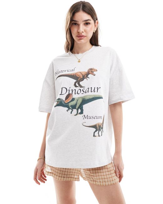 T-shirt coupe boyfriend avec motif dinosaure - glace chiné ASOS en coloris White