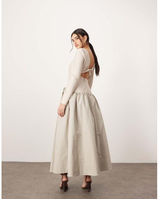 ARRANGE Maxi-Jurk Met Lange Mouwen, Verlaagde Taille En Contrasterende Rok in het Natural