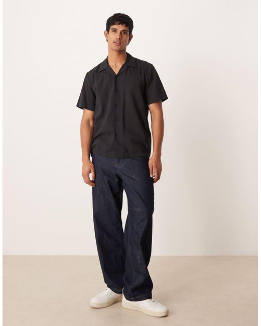 SELECTED Black Regular Fit Short Sleeved Printed Shirt for men
