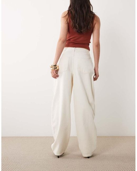 Missy Empire White Cotton Barrel Leg Jeans