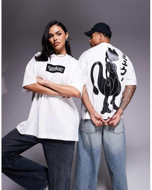 Camiseta Blanco Hueso Extragrande Con Estampado De Mewtwo De Pokémon De ASOS de color Blue