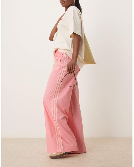 Pantalon Adidas Originals en coloris Pink