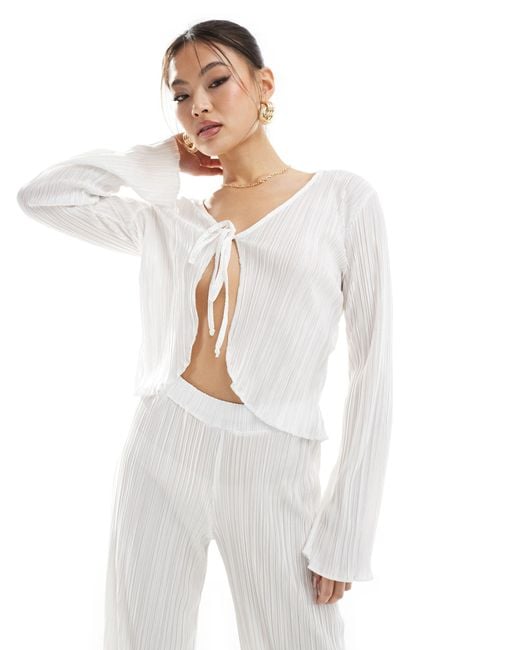 Missy Empire White Exclusive Plisse Tie Front Wide Sleeve Beach Top Co-ord