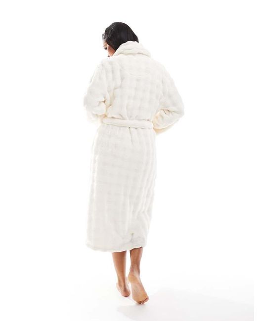 Loungeable White Bubble Cut Fleece Shawl Collar Midi Robe
