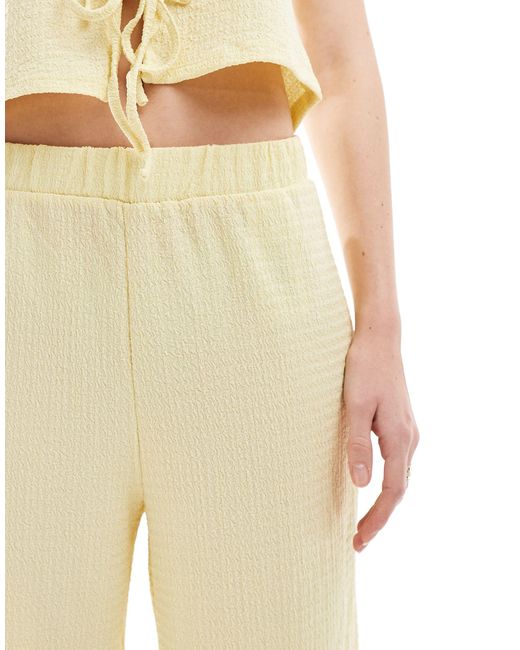 Pantalon d'ensemble en jersey texturé - citron pâle Vero Moda en coloris White