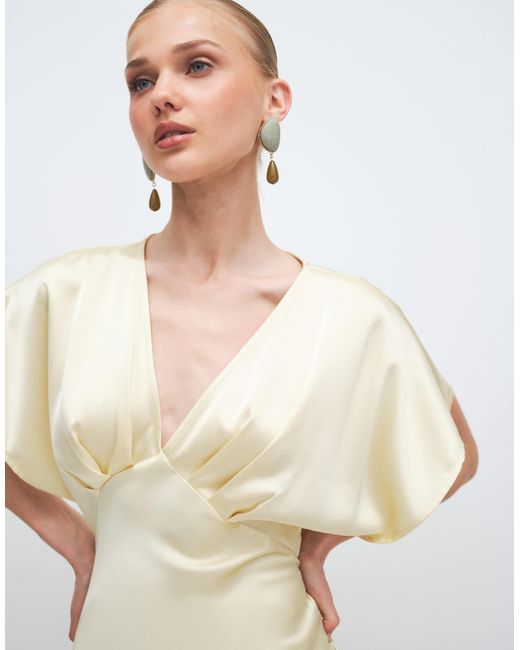 gina tricot flowy dress Gina Tricot Batwing Plunge Satin Maxi Dress in Green