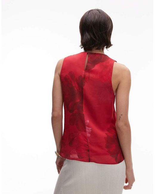 Top Asimétrico Con Estampado Floral Difuminado De Satén De Mango de color Red