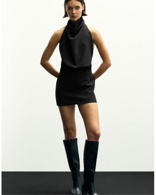 Robe courte dos nu drapée Pull&Bear en coloris Black