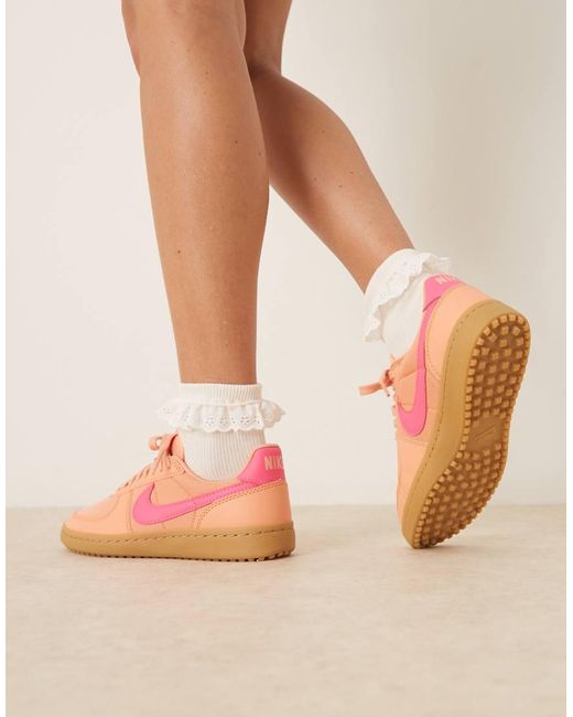 Zapatillas De Deporte Naranjas Y Rosas Field General De Nike de color Natural