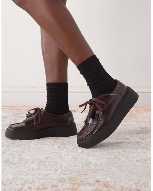 Clarks Torview Visgraatleren Instapper Met Kwastjes in het Blue