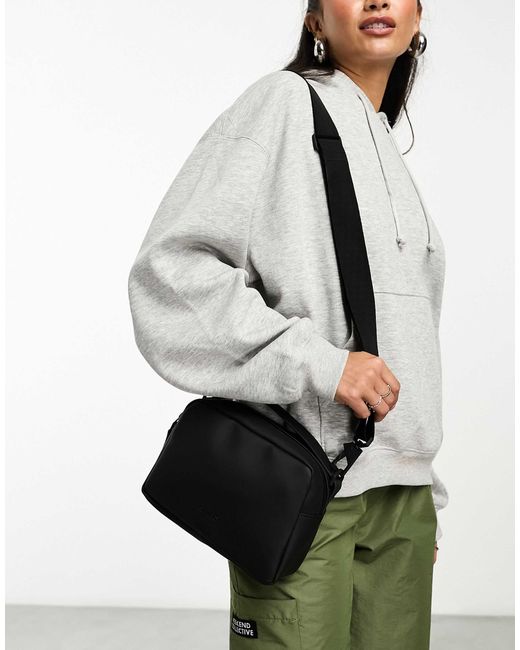 Rains Black – 14100 – kastenförmige unisex-tasche