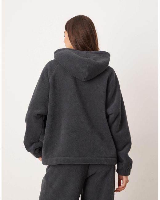 ASOS Black – lounge-kapuzenpullover aus microfleece