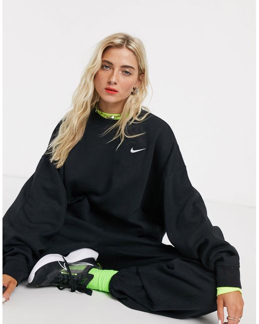 Nike Multicolor Trend Fleece Oversized Cropped Crew Neck Sweatshirt
