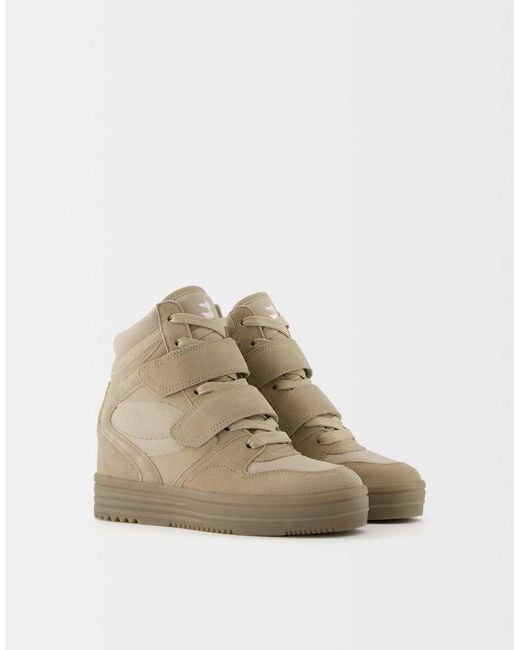 Sneakers Alte Con Zeppe Interne di Bershka in Natural