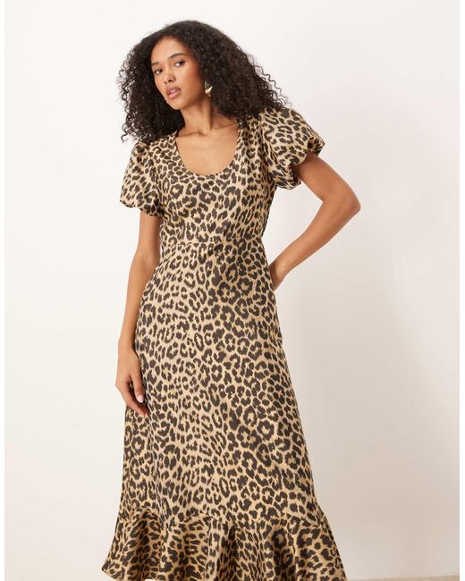 Sister Jane Natural Scoop Neck Jacquard Midi Dress