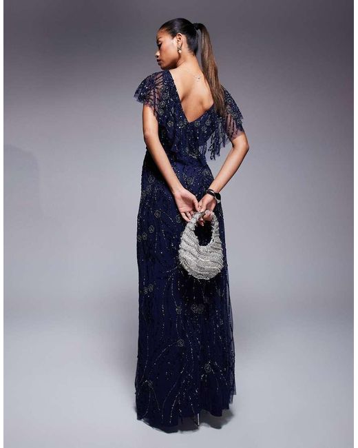 Cassie di Beauut in Blue