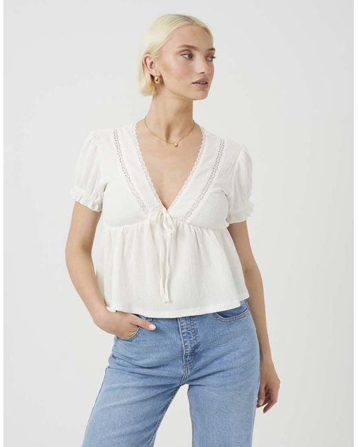 Brave Soul White Bow Detail V-Neck Short Sleeve Top