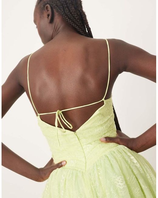 Vestido Midi Con Cuerpo Estilo Corsé Y Falda De Corte Amplio De Encaje De ARRANGE de color Natural