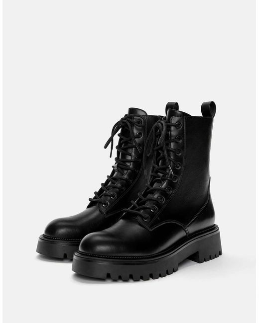 Bottines plates à lacets Pull&Bear en coloris Black