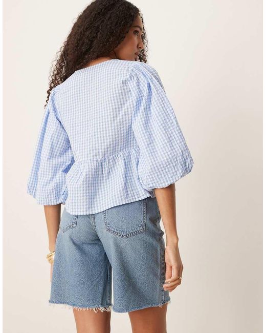 Abercrombie & Fitch Klassiek Bermudashort Met Halfhoge Taille En Gerafelde Zoom in het Blue