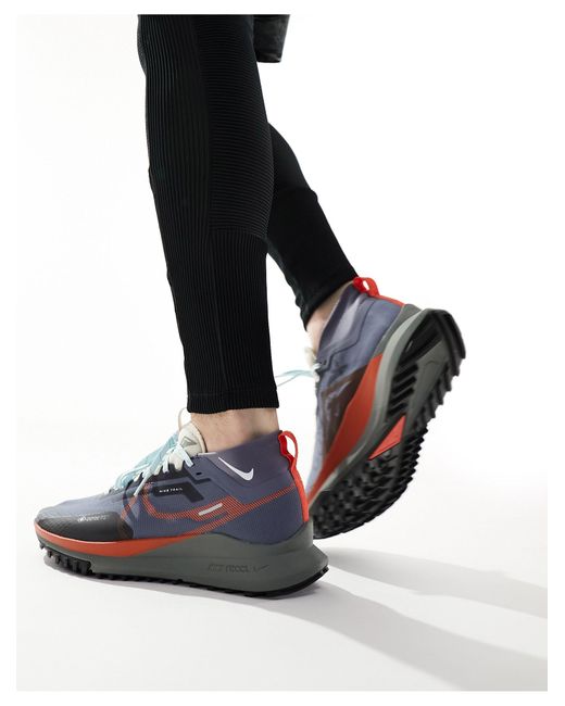 Nike Black Pegasus Trail 4 Gore-tex Sneakers for men