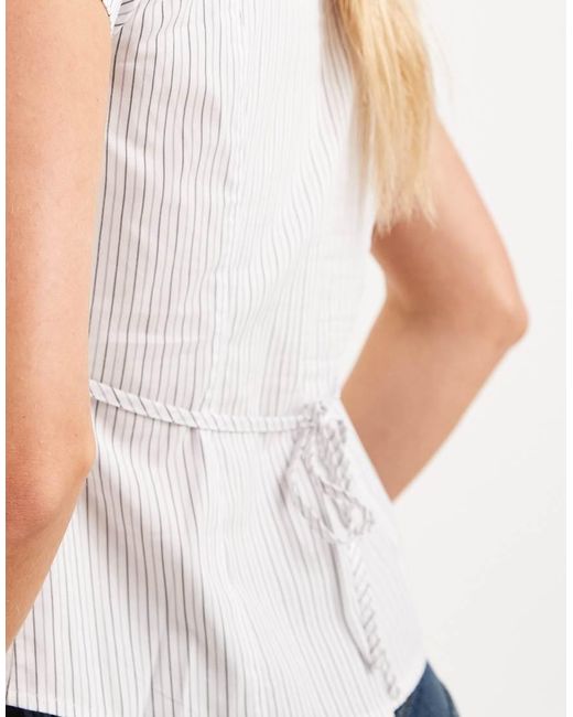 Hollister White Cinched Wiast Short Sleeve Shirt