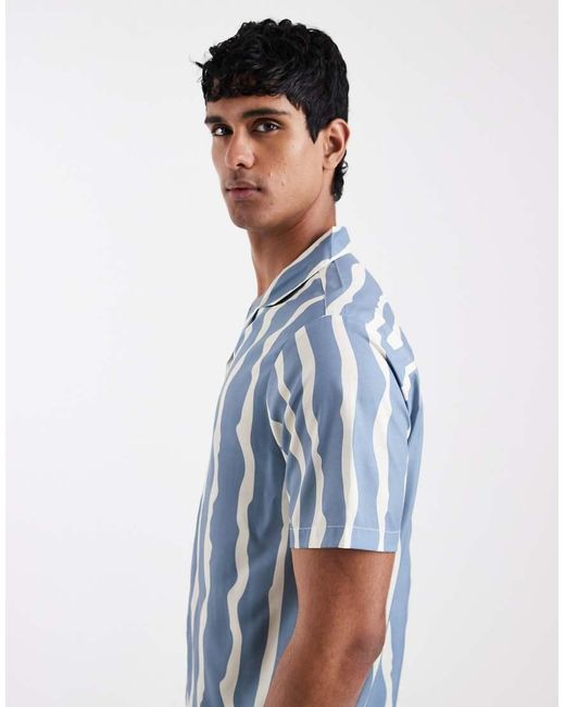 Aray Blue Wavy Stripe Beach Shirt for men