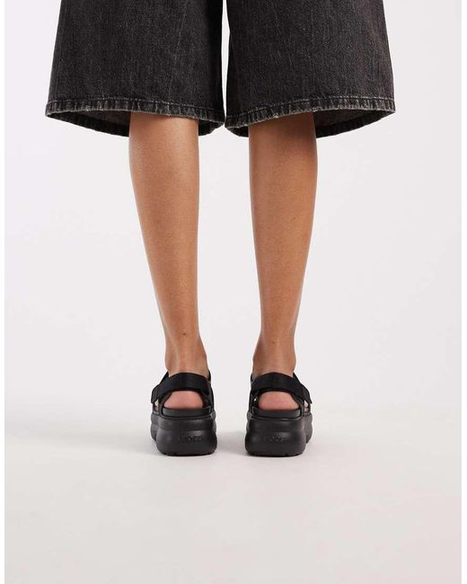 CROCSTM Black Soho Platform Sandal