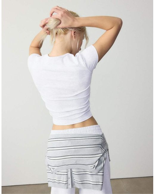 Stradivarius White Basic Slim Fit T-Shirt