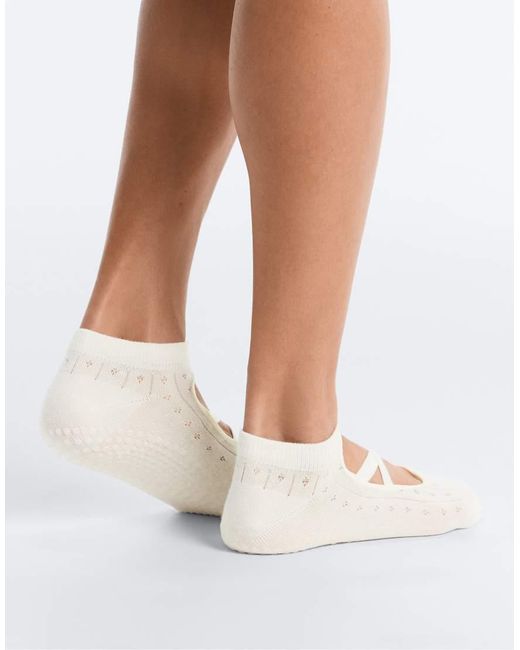 Oysho White 2 Pairs Of Cotton Blend Yoga And Pilates Sneaker Socks With Crossover Straps