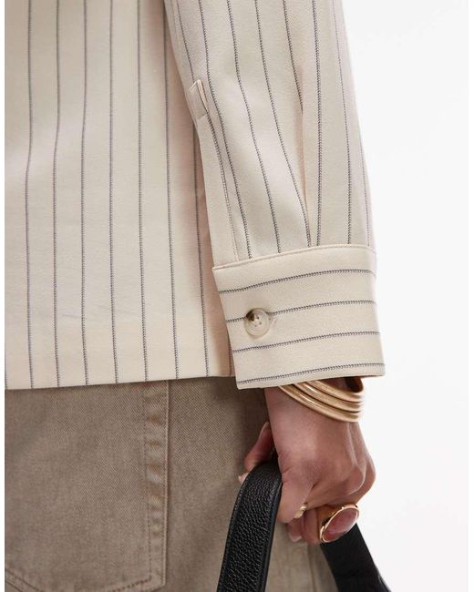 TOPSHOP White Blazer