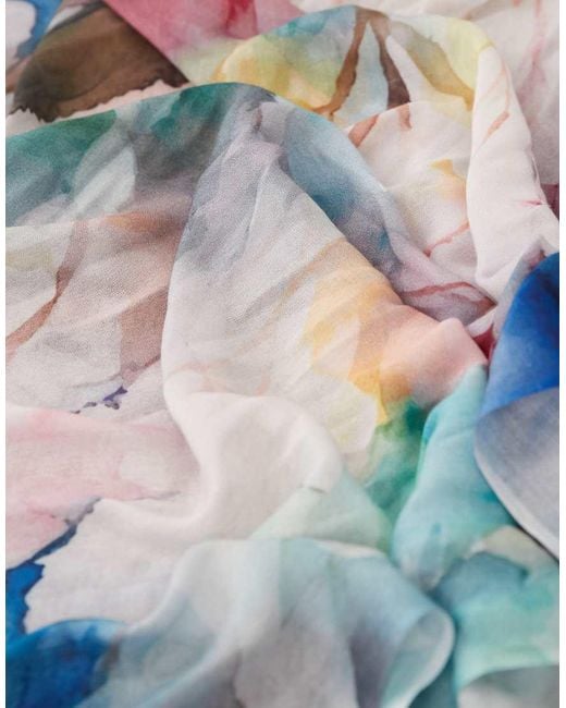 Iyal Blue Light Weight Headscarf