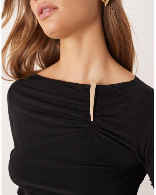 Top d'ensemble près du corps à manches longues et passepoils froncés ASOS en coloris Black