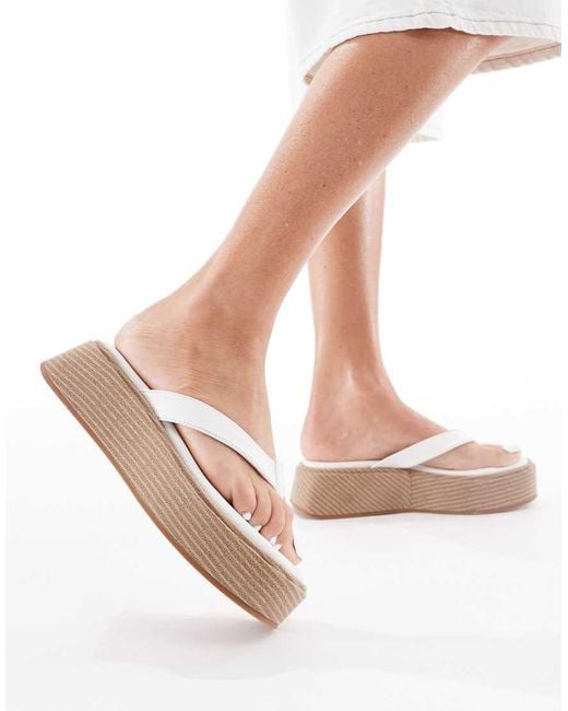 London Rebel White Thong Flatform Espadrille Sandal