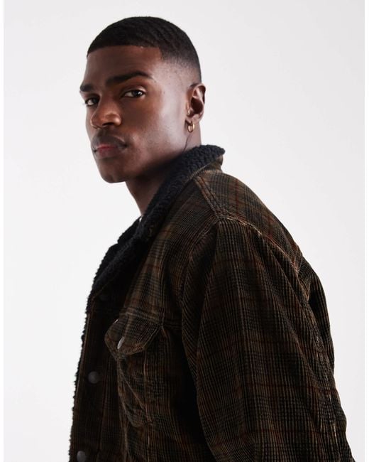 Levi's – locker geschnittene truckerjacke aus cord in Black für Herren
