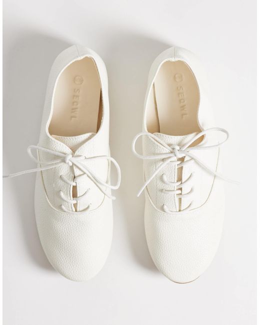 SEQWL White Toffee Jazz Shoes