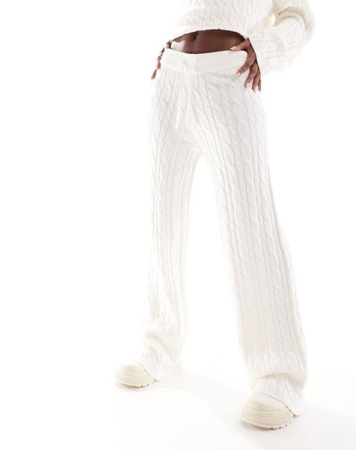 Pantalon d'ensemble droit en maille torsadée - cassé NA-KD en coloris White