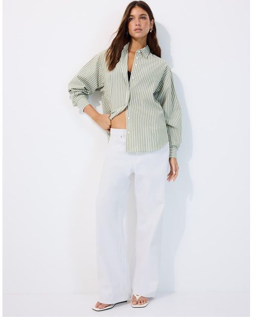 Stradivarius White Adjustable Regular Poplin Shirt
