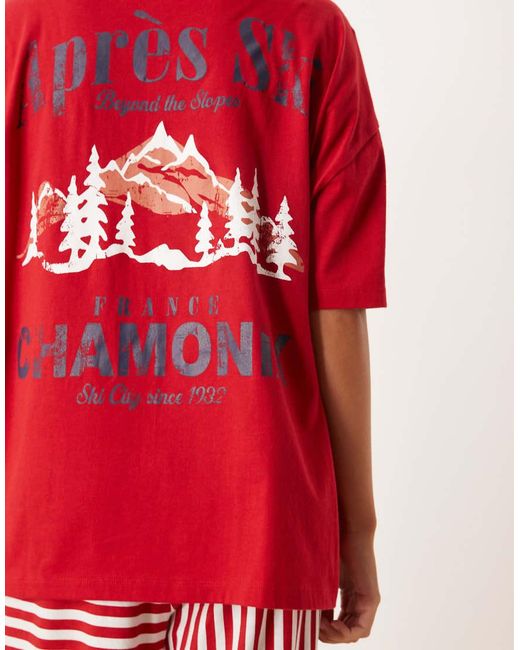 Pigiama Oversize Con Stampa "Après Ski" Composto Da T-Shirt E Pantaloni A Fondo Ampio di ASOS in Red
