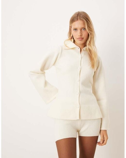 Pretty Lavish Natural Knitted exaggerated Collar Detail Cardigan