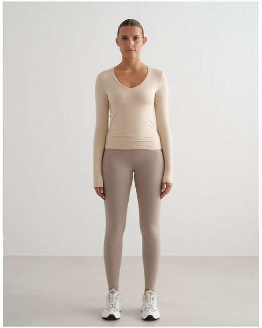 Aim'n Natural Café Au Lait Soft Basic V-Neck Long Sleeve
