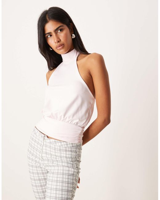 ASOS White – hochgeschlossenes, figurbetontes oberteil