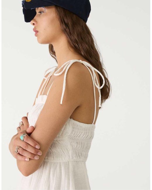 Stradivarius Korte Ballonjurk Met Elastisch Lijfje in het White